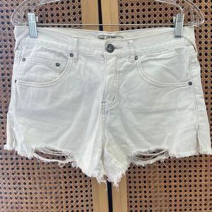 Free People Mid Rise Cut Off Shorts Size 28